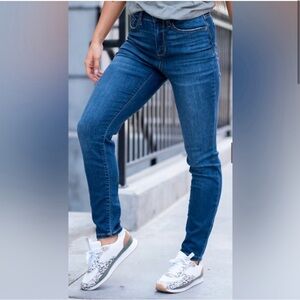 Judy Blue, Green River Jeans